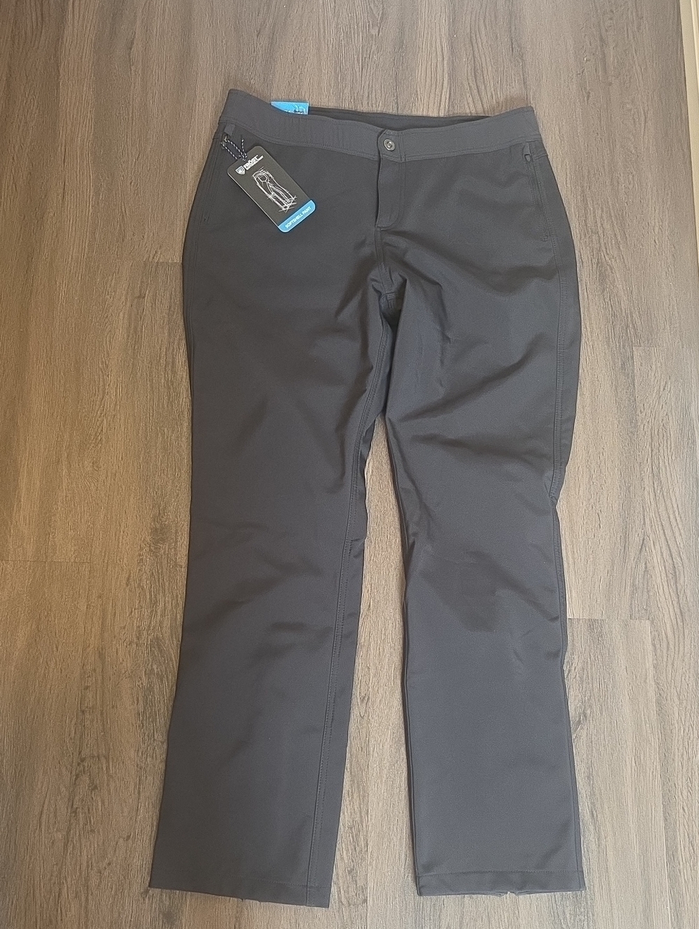 Kuhl Frost Softshell Pant Women's Straight Leg in Raven Black
